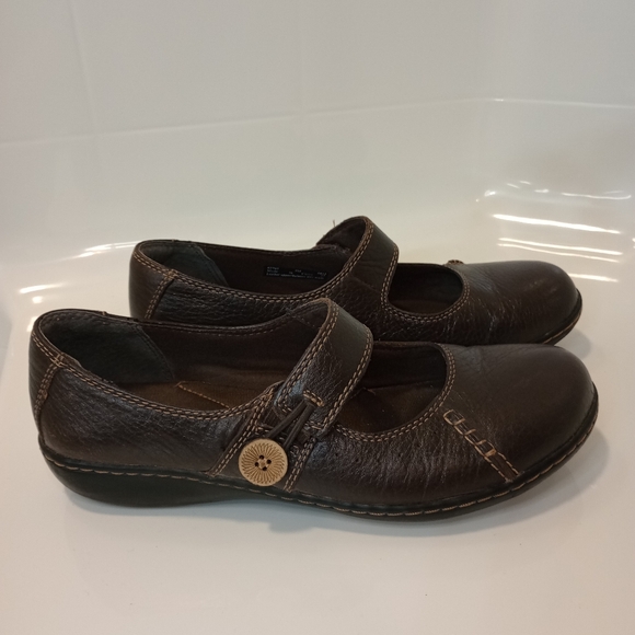 clarks bendables mary jane shoes